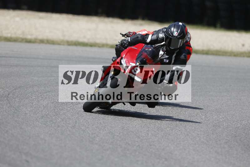 /21 17.06.2026  Ducati Schweiz Track Warmup ADR/Gruppe gelb/19